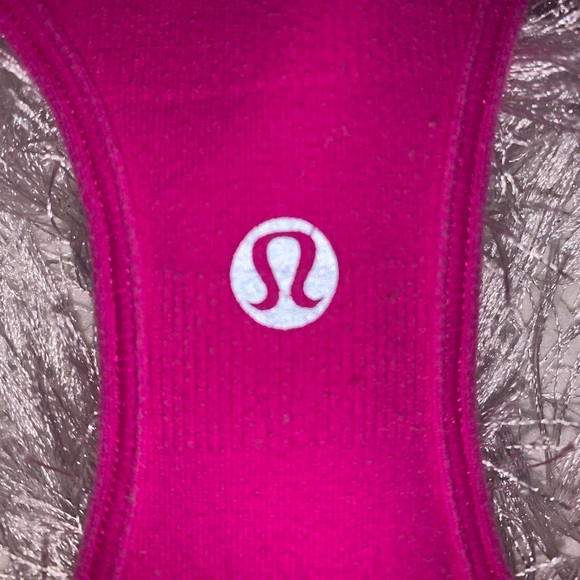 Lululemon workout tank top - Picture 3 of 3